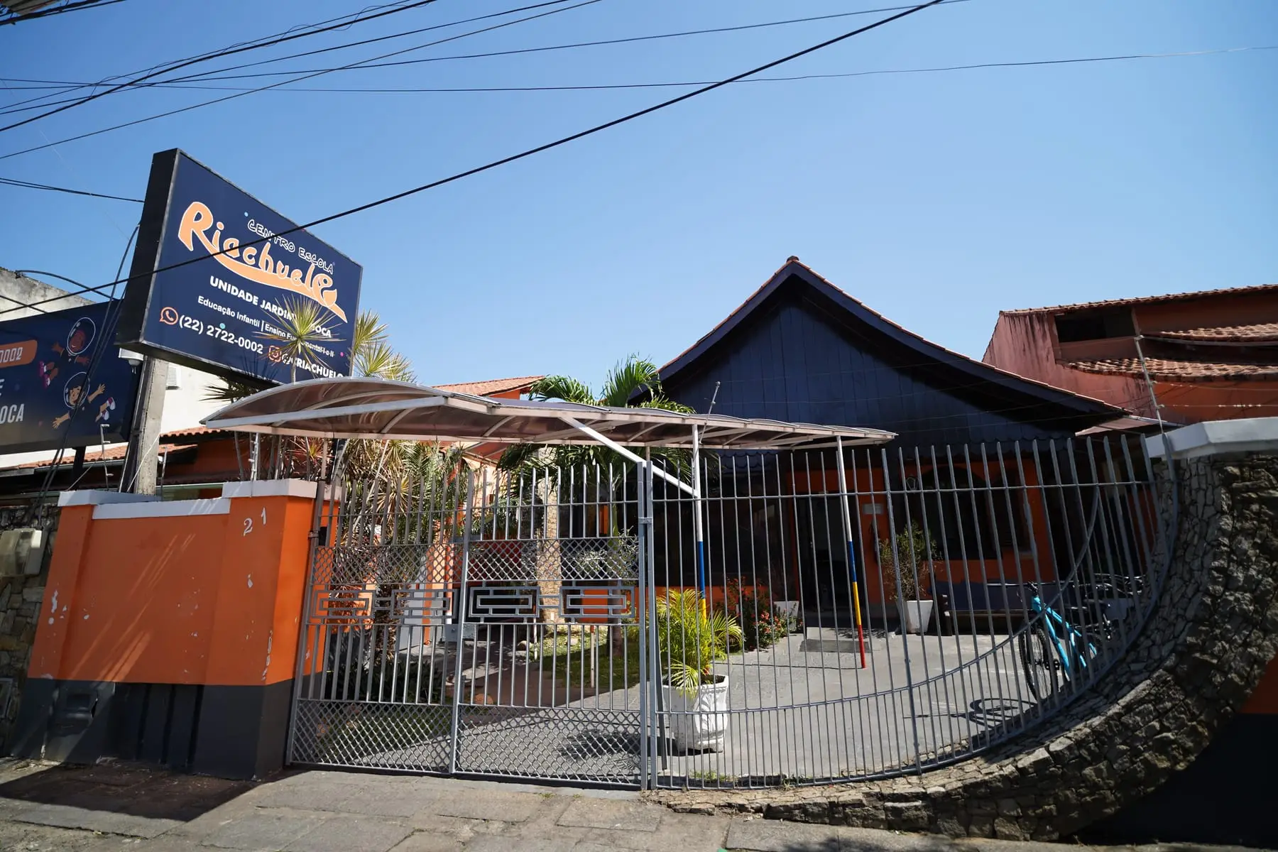 Entrada da unidade Jardim Carioca