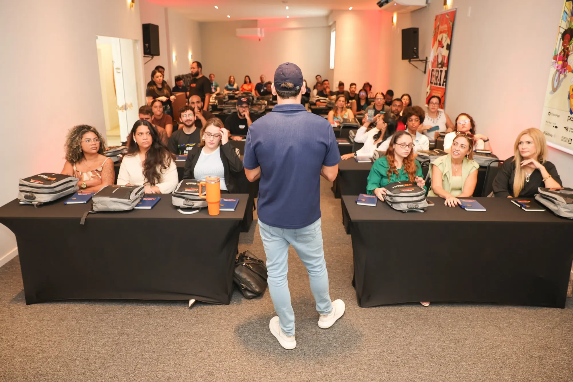 Professores do Riachuelo num encontro de formação da equipe